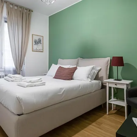 Italianway - Marazzani 8 * Milánó